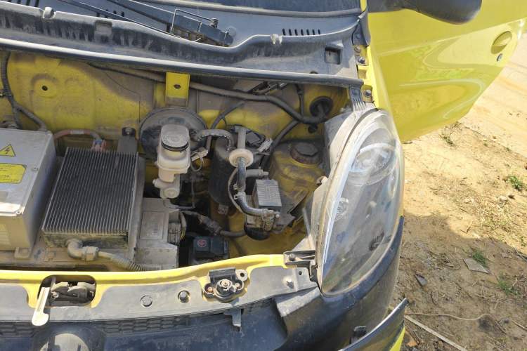 Used Know Beans D1 2016 Standard Model Engine Bay Left