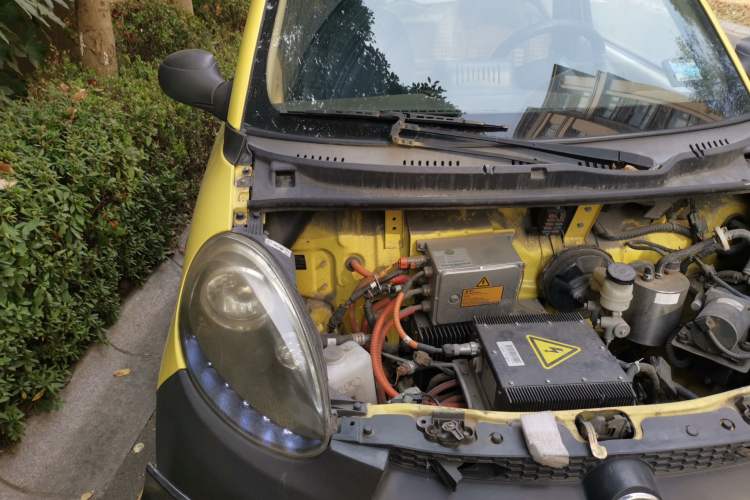 Used Know Beans D1 2016 Standard Model Engine Bay Right
