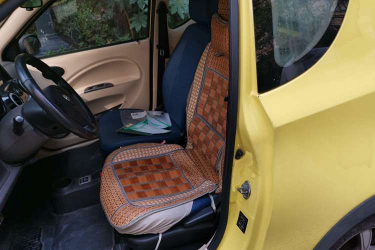 Used Know Beans D1 2016 Standard Model Left Rear Seat