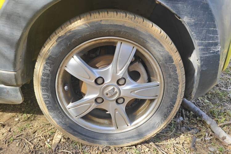 Used Know Beans D1 2016 Standard Model Right Front Wheel Hub