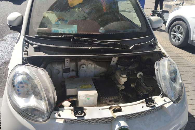 Used Know Beans D2 2015 D2 Engine Bay