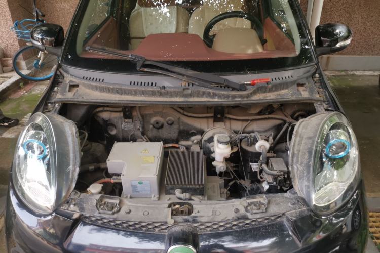 Used Know Beans D2 2016 D2 Model Engine Bay