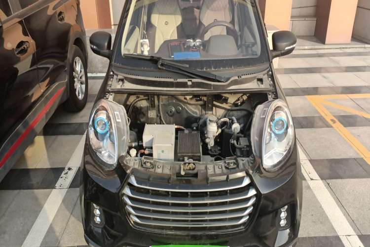 Used Know Beans D2 2016 D2S Engine Bay