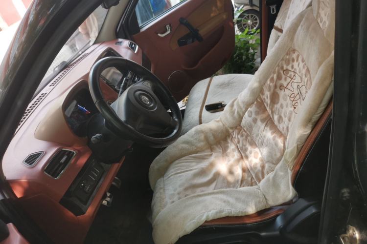 Used Know Beans D2 2016 D2 Model Left Front Seat