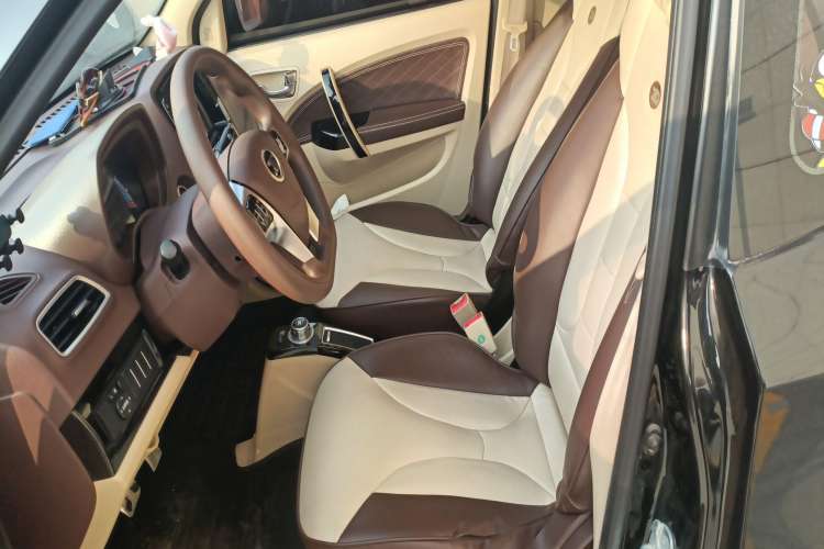 Used Know Beans D2 2016 D2S Left Front Seat