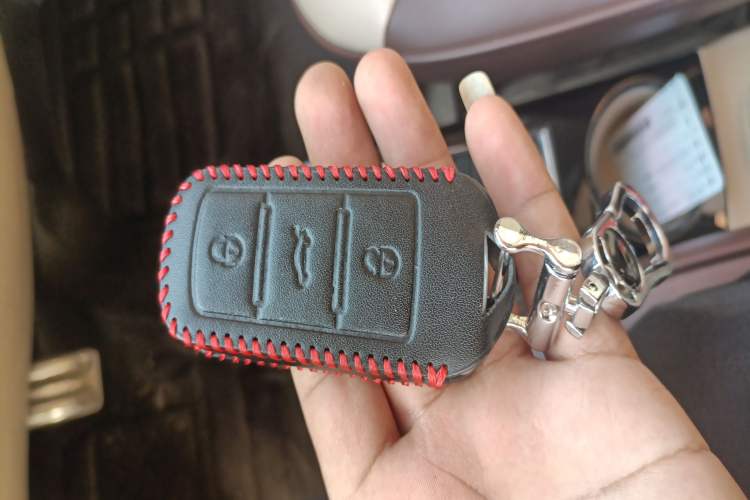 Used Know Beans D2 2016 D2S Vehicle Key
