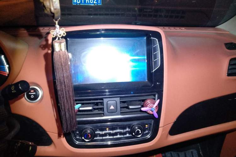 Used Know Beans D2 2016 D2 Model Audio And AC Panel