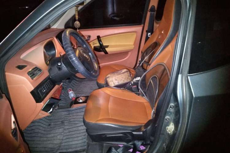 Used Know Beans D2 2016 D2 Model Left Front Seat
