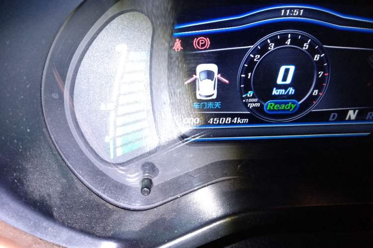 Used Know Beans D2 2016 D2 Model Odometer Close Up