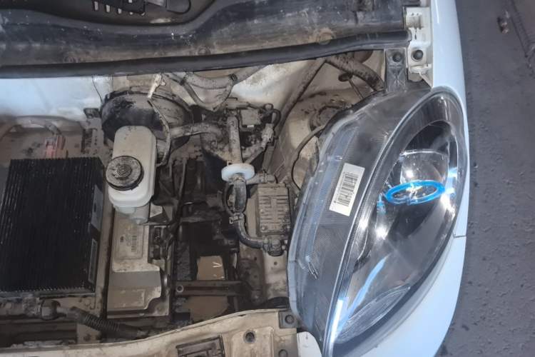 Used Know Beans D2 2016 D2S Engine Bay Left