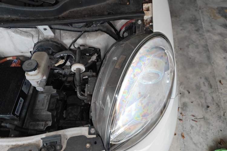 Used Know Beans D2 2016 D2 Model Engine Bay Left