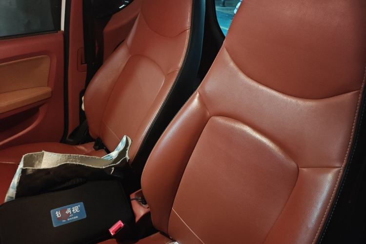 Used Know Beans D2 2016 D2 Model Left Rear Seat