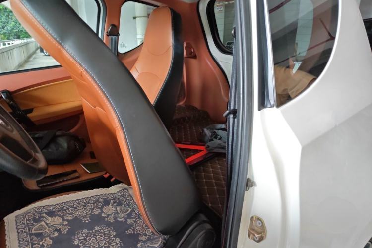 Used Know Beans D2 2016 D2 Model Left Rear Seat