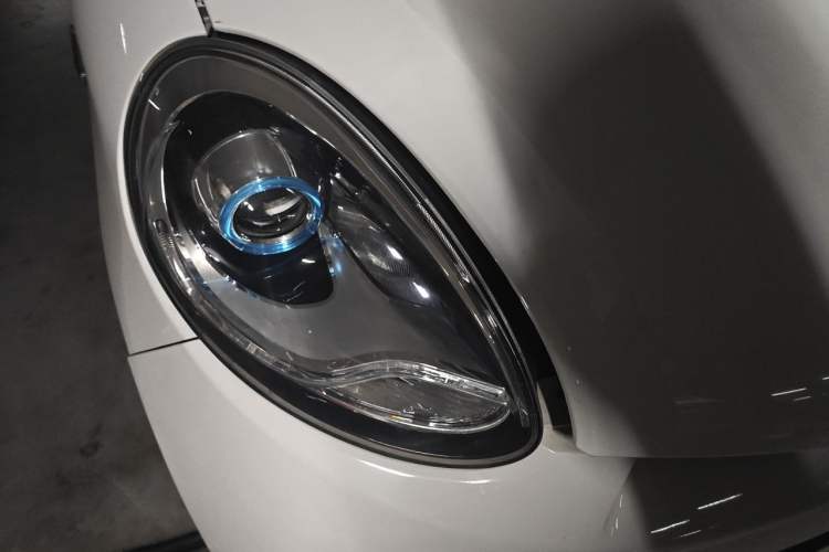 Used Know Beans D2 2016 D2 Model Right Front Headlight
