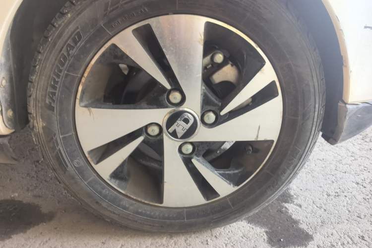 Used Know Beans D2 2016 D2S Right Front Wheel Hub
