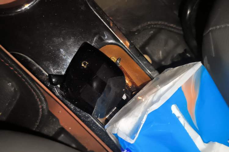 Used Know Beans D2 2016 D2 Model Vehicle Key