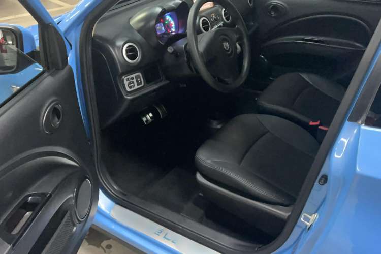 Used Know Beans D2 2017 D2 Enjoyment Edition Interior 2