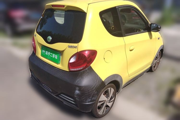 Used Know Beans D2 2017 D2 Enjoyment Edition Rear Right 45 Deg