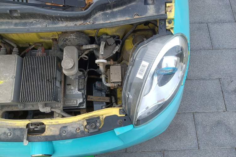 Used Know Beans D2 2017 D2 Enjoyment Edition Engine Bay Left