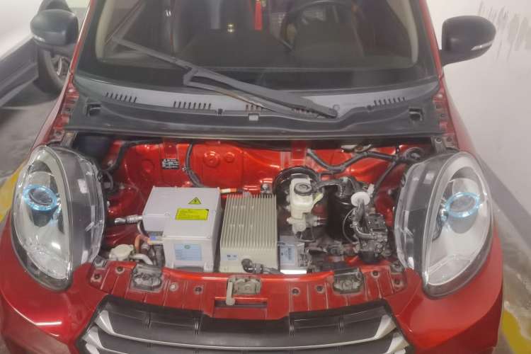 Used Know Beans D2 2017 D2S Engine Bay