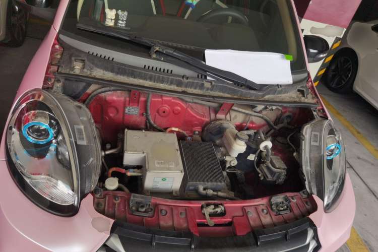 Used Know Beans D2 2017 D2S Engine Bay