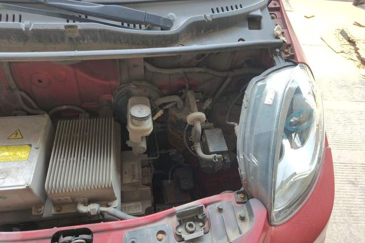 Used Know Beans D2 2017 D2 Smart Edition Engine Bay Left
