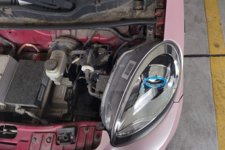 Used Know Beans D2 2017 D2S Engine Bay Left