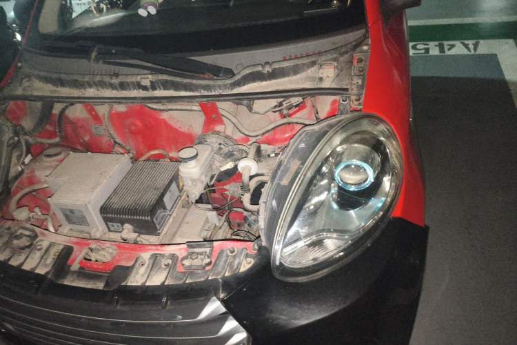 Used Know Beans D2 2017 D2S Engine Bay Left