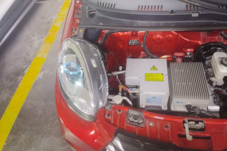 Used Know Beans D2 2017 D2S Engine Bay Right