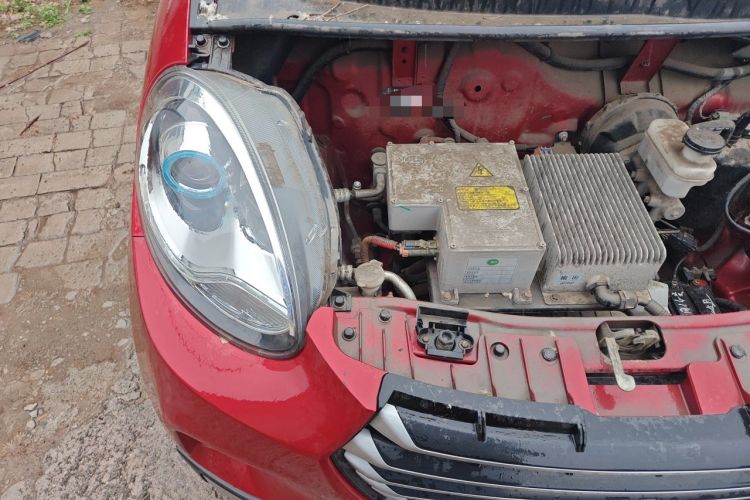 Used Know Beans D2 2017 D2S Engine Bay Right