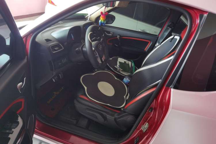 Used Know Beans D2 2017 D2S Left Rear Seat