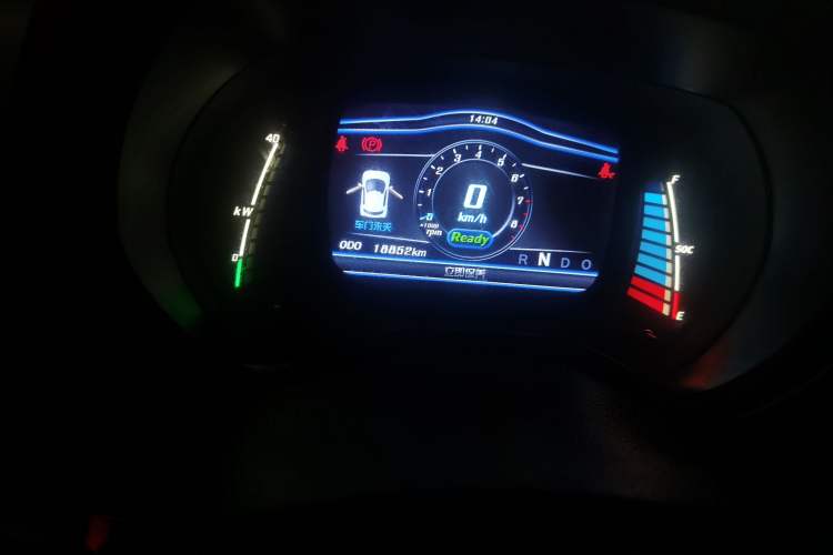 Used Know Beans D2 2017 D2S Odometer Close Up
