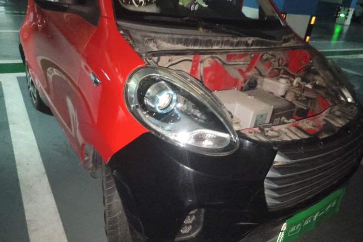 Used Know Beans D2 2017 D2S Right Front Headlight
