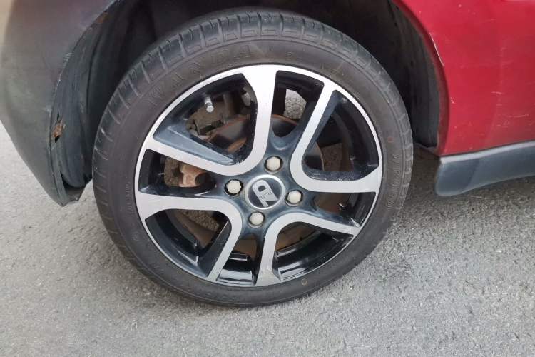 Used Know Beans D2 2017 D2S Right Rear Wheel Hub