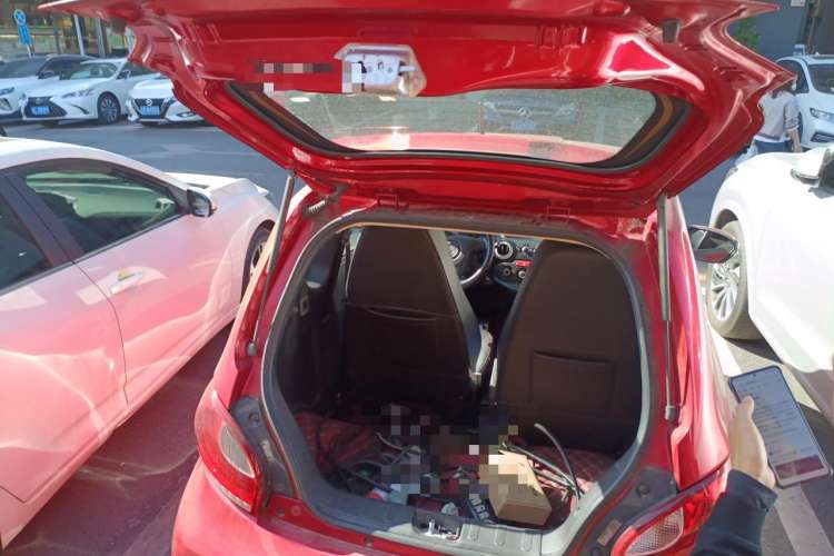 Used Know Beans D2 2017 D2 Smart Edition Trunk