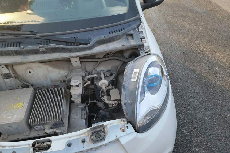 Used Know Beans D2 2017 D2 Enjoyment Edition Engine Bay Left
