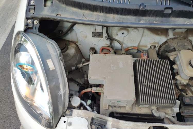 Used Know Beans D2 2017 D2 Enjoyment Edition Engine Bay Right