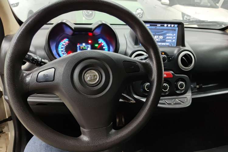 Used Know Beans D2 2017 D2 Enjoyment Edition Interior 2