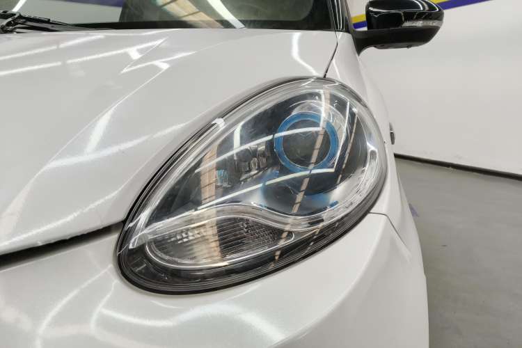 Used Know Beans D2 2017 D2S Left Front Headlight