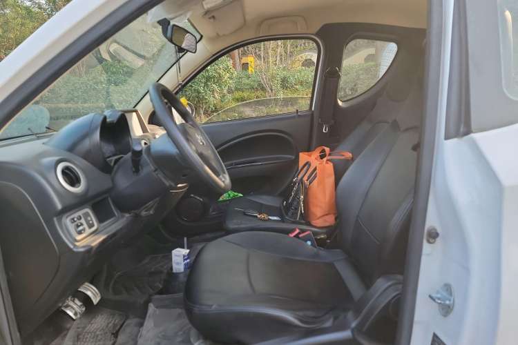 Used Know Beans D2 2017 D2 Enjoyment Edition Left Front Seat