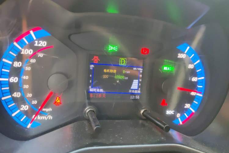 Used Know Beans D2 2017 D2 Enjoyment Edition Odometer Close Up