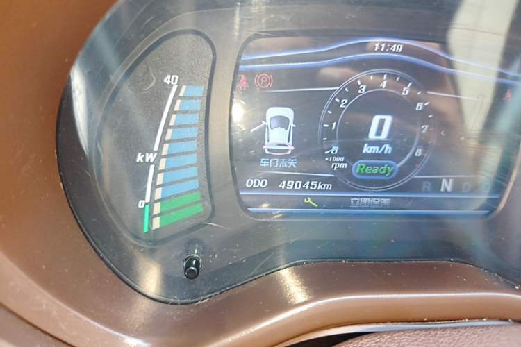 Used Know Beans D2 2017 D2S Odometer Close Up