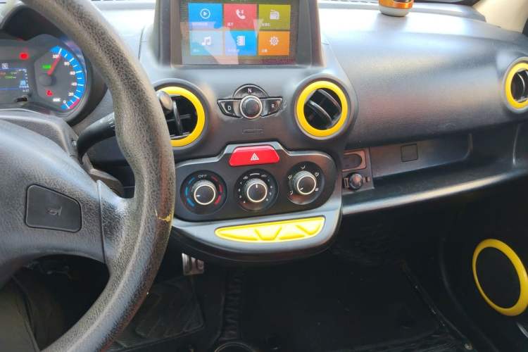 Used Know Beans D2 2017 D2 Enjoyment Edition Audio And AC Panel