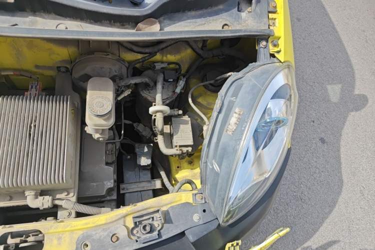Used Know Beans D2 2017 D2 Enjoyment Edition Engine Bay Left