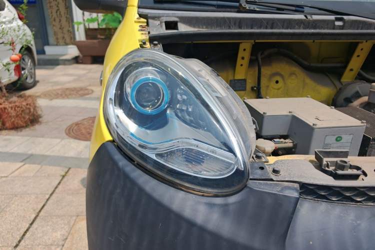 Used Know Beans D2 2017 D2 Enjoyment Edition Right Front Headlight