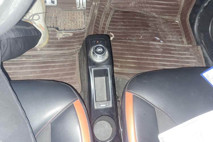 Used Know Beans D2 2018 D2S Gear Lever