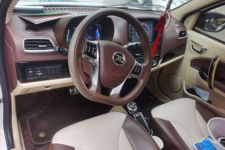 Used Know Beans D2 2018 D2S Center Console