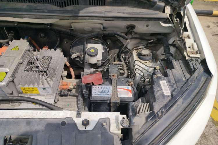 Used Know Beans D3 2018 Dou Niu Shi Version Engine Bay Left