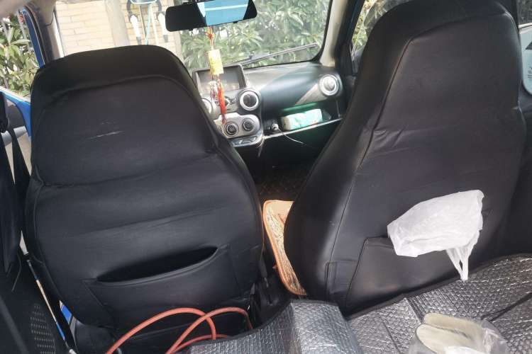 Used Know Beans 2014 Standard Model Left Rear Seat