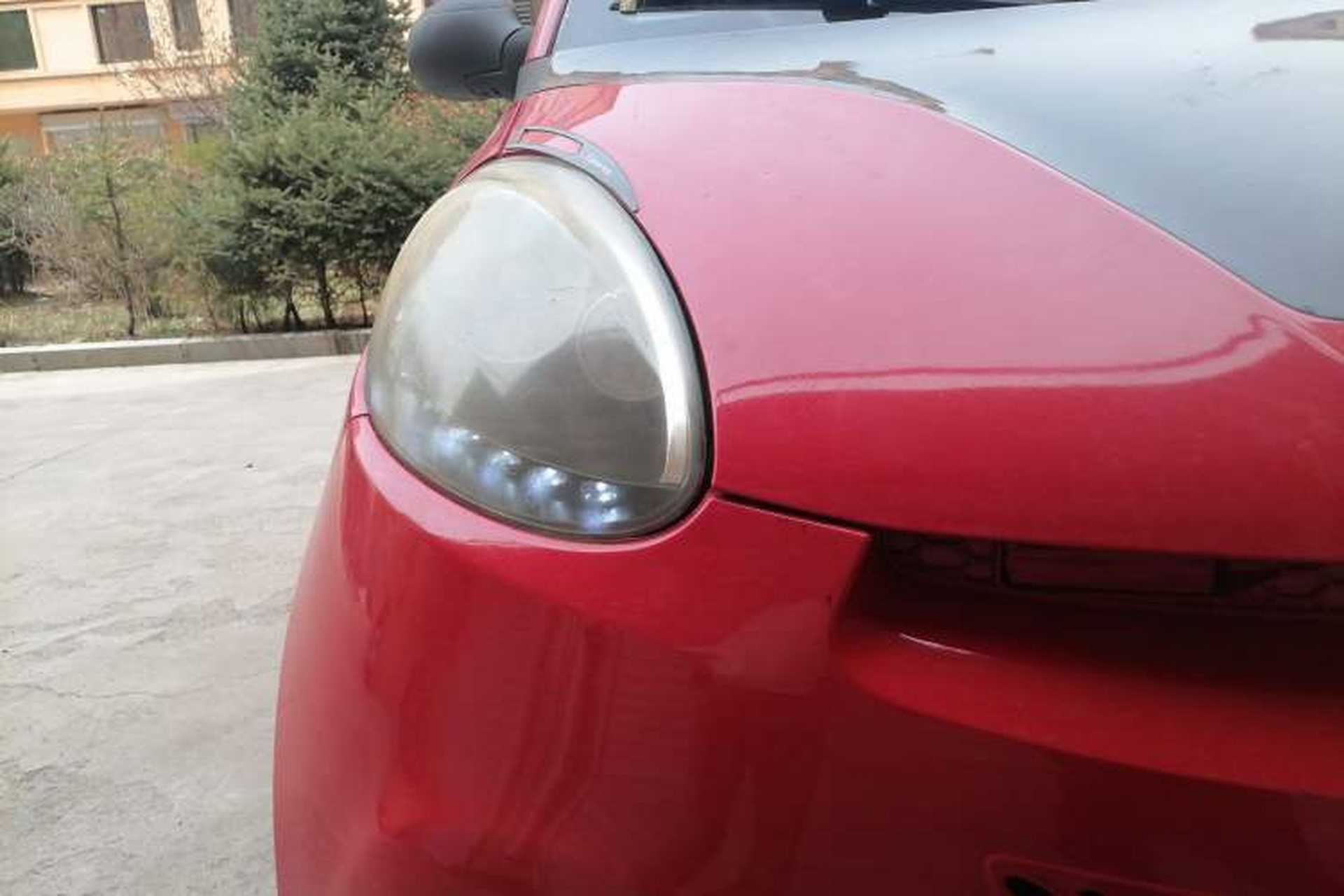 Used Know Beans 2014 Standard Model Right Front Headlight